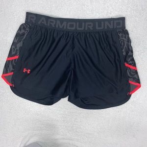 Underarmour play up shorts black, leopard print, size small